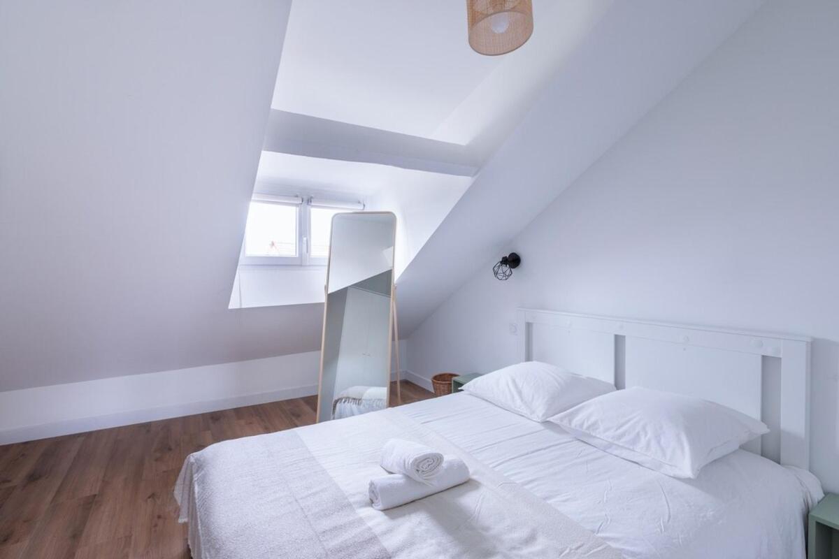 Le Bourbonnais ~ Mansarde ~ Arrivee Autonome Apartamento